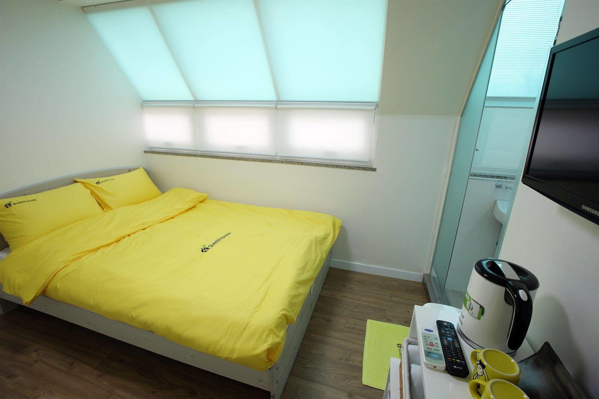24 Guesthouse Namsan Сеул Екстер'єр фото